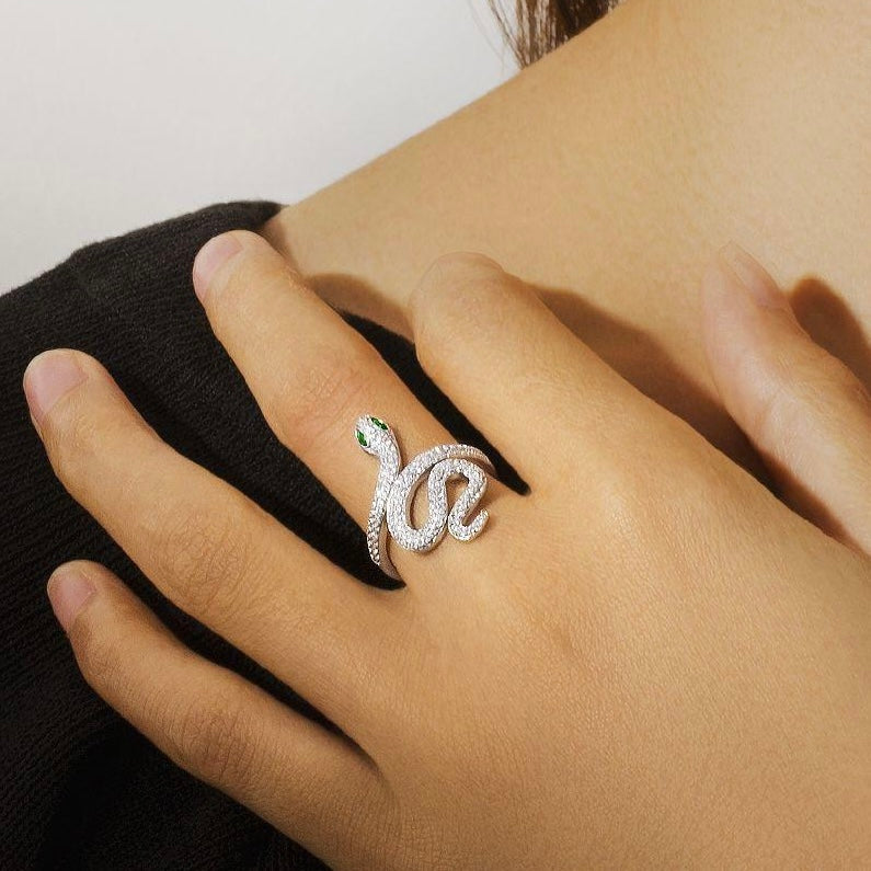 womens snake ring